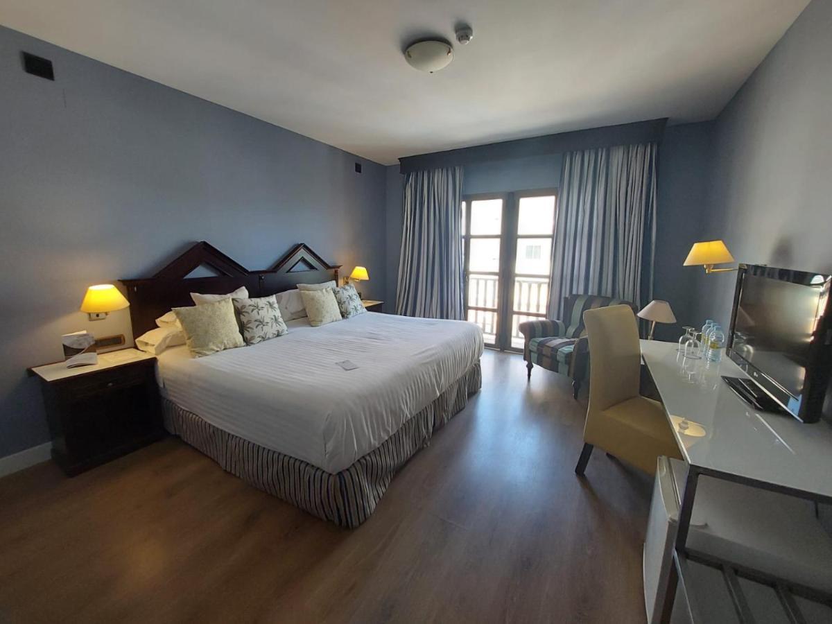 Rl Ciudad De Ubeda Hotell Exteriör bild